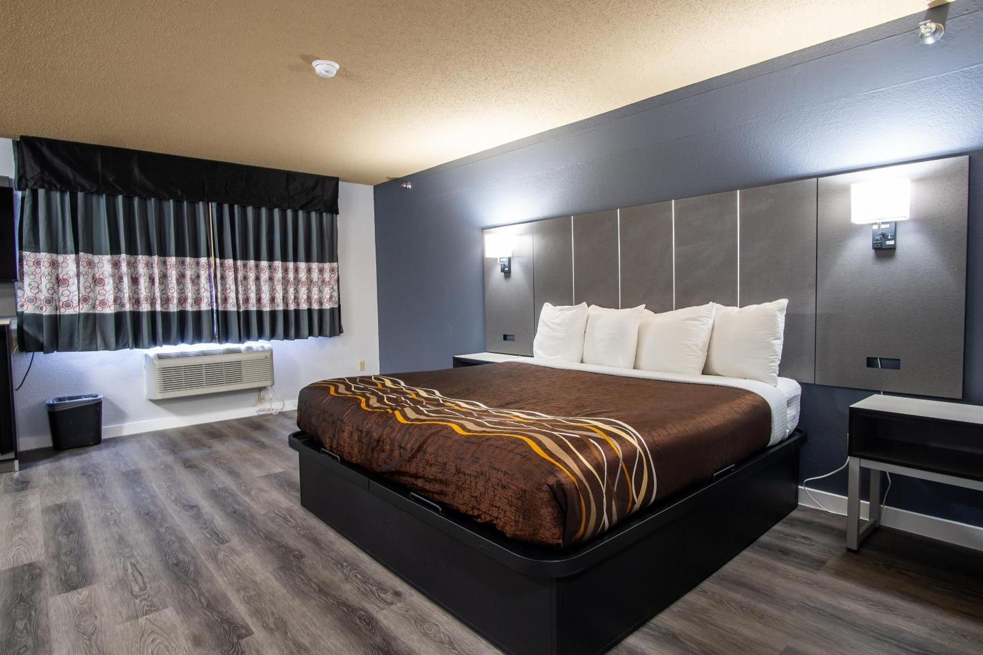 Coratel Inn And Suites By Jasper Eagan St Paul Airport & Mall Of America エクステリア 写真